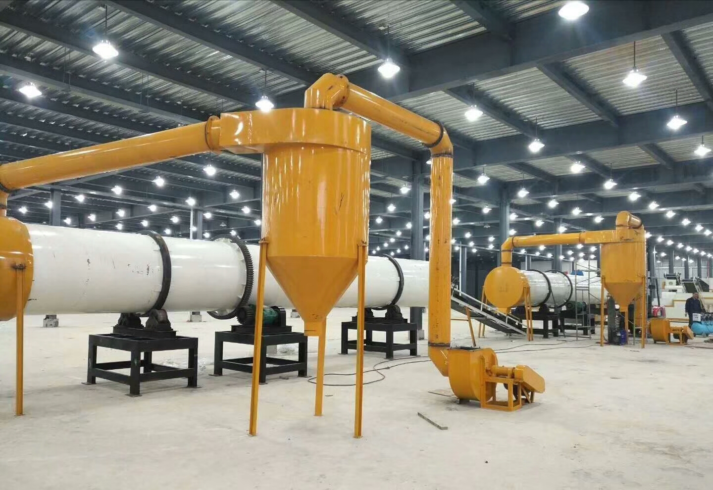 復合肥生產線現場.jpg 復合肥生產線現場.jpg